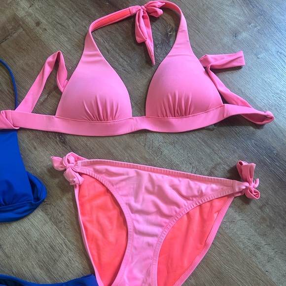 VS Pink and Blue Bikini Set - Picture 3 of 6